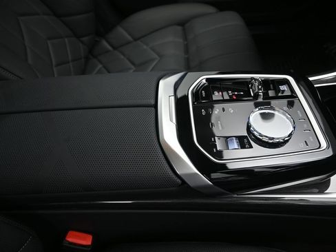 New 2026 BMW 760i xDrive w/ Executive Package AWD/4WD image 27