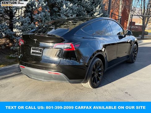 Used 2021 Tesla Model Y Long Range image 7