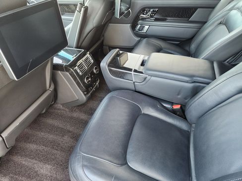 Used 2020 Land Rover Range Rover Long Wheelbase Autobiography image 29