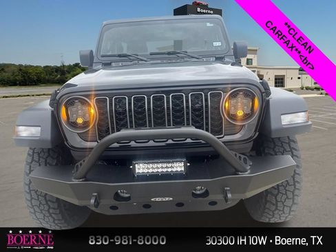 Used 2025 Jeep Wrangler Sport AWD/4WD image 5