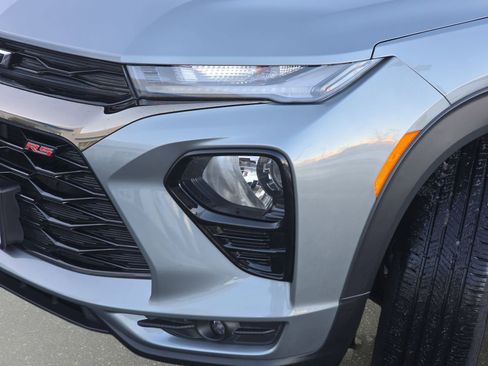 Used 2023 Chevrolet TrailBlazer RS image 31