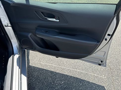 New 2025 Toyota Prius Plug-In Hybrid image 14