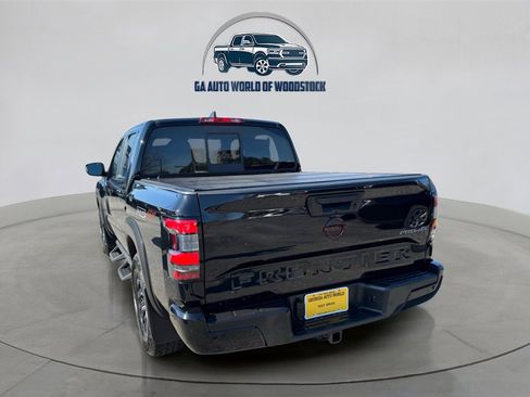 Used 2022 Nissan Frontier PRO-4X image 3