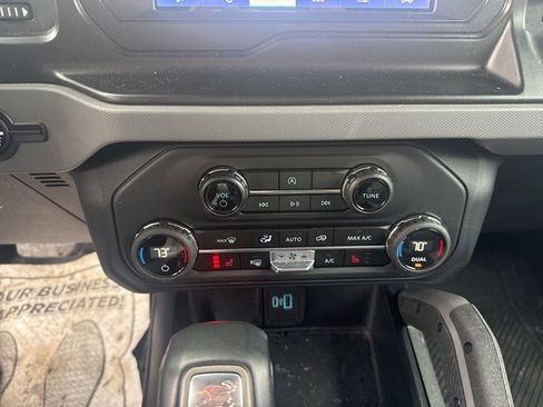 Used 2023 Ford Bronco Big Bend image 16