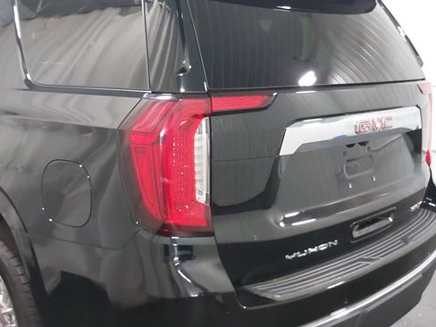 Used 2023 GMC Yukon SLT image 39