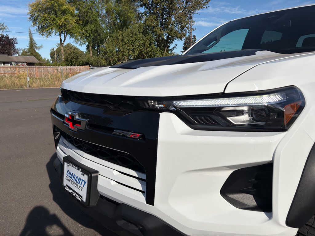 Used 2024 Chevrolet Colorado ZR2 w/ ZR2 Convenience Package III AWD/4WD image 5