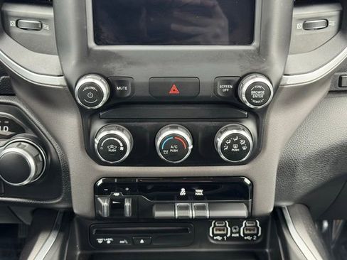 Used 2019 RAM 1500 Big Horn image 11