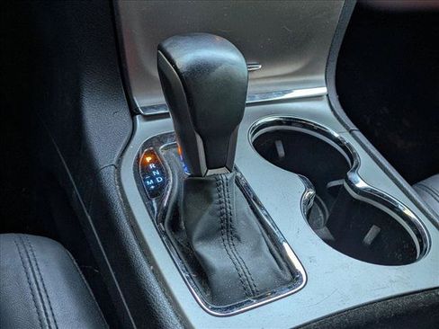 Used 2018 Jeep Grand Cherokee Altitude RWD image 8