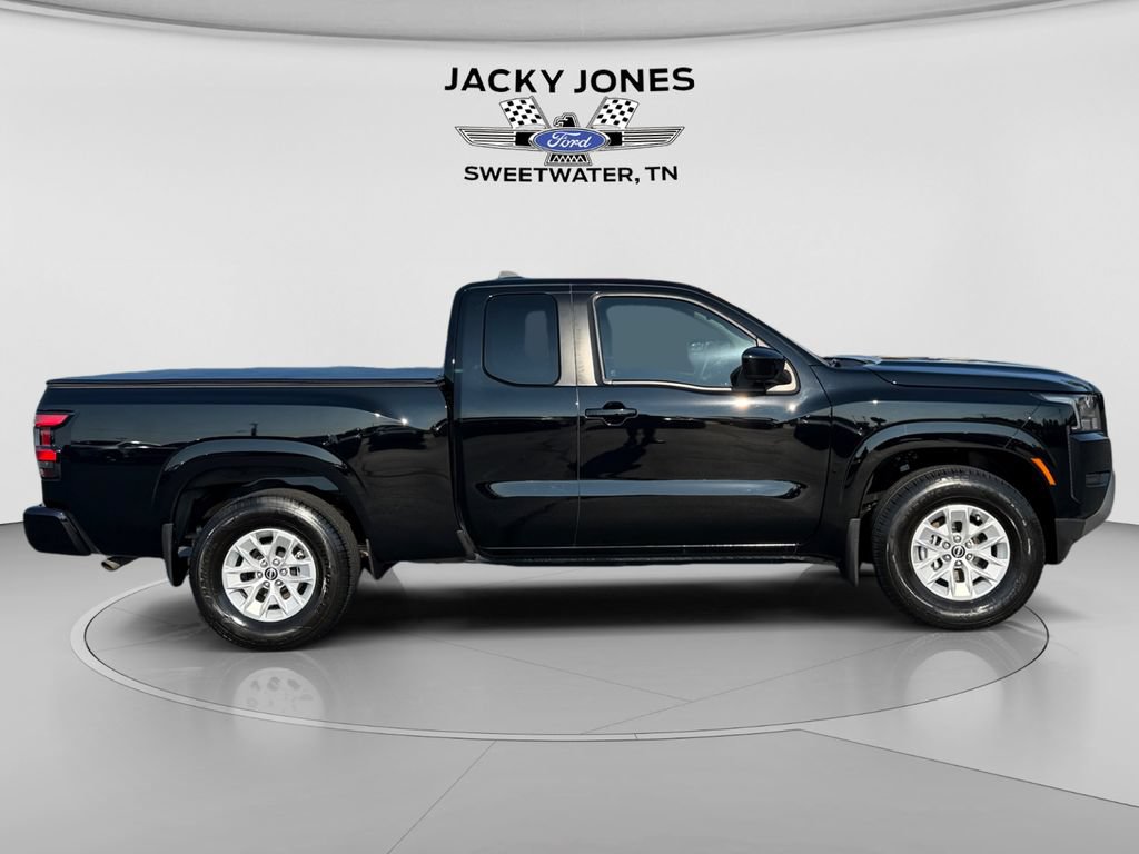 Used 2024 Nissan Frontier SV w/ Technology Package RWD image 6