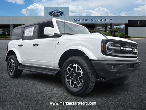 New 2026 Ford Bronco Outer Banks AWD/4WD image 4