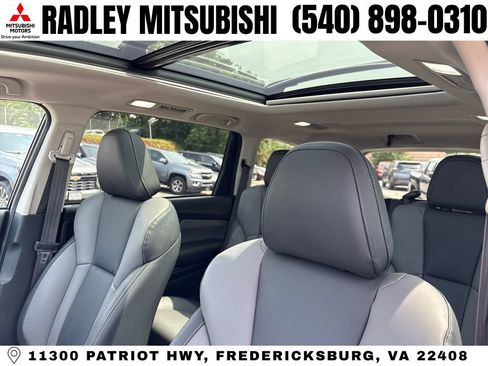 Used 2023 Subaru Ascent Onyx Edition Limited AWD/4WD image 2