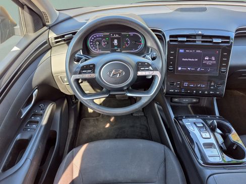 Certified 2022 Hyundai Tucson Blue AWD/4WD image 11