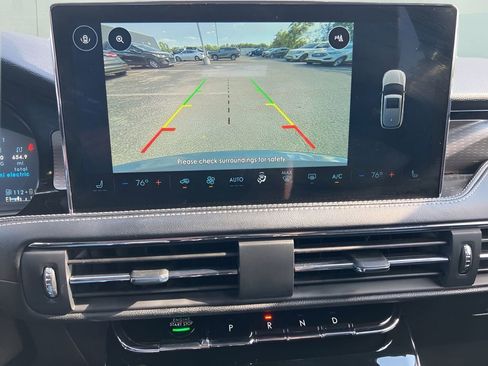 Used 2024 Lincoln Corsair Grand Touring image 25