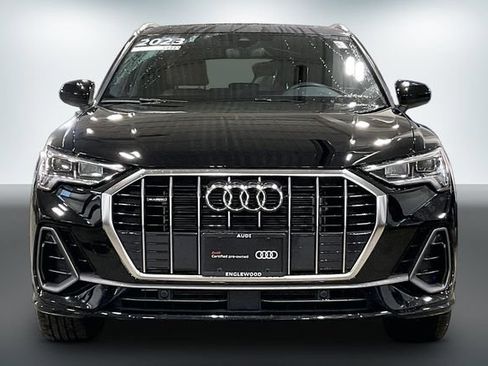 Certified 2023 Audi Q3 2.0T Premium w/ Convenience Package AWD/4WD image 3
