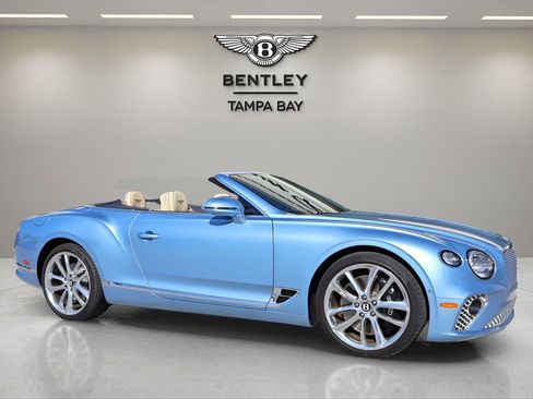 Used 2023 Bentley Continental GT Azure image 12
