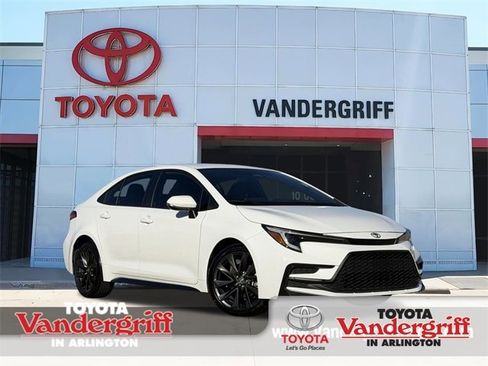 Certified 2023 Toyota Corolla SE image 1