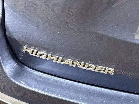 Used 2016 Toyota Highlander Limited AWD/4WD image 24