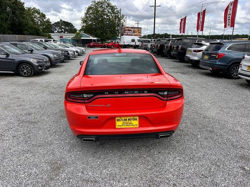 Used 2022 Dodge Charger SXT AWD/4WD image 17