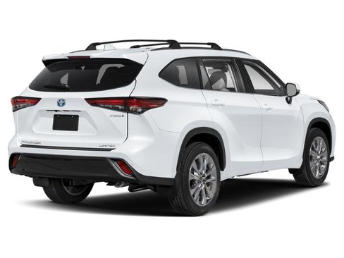 New 2026 Toyota Highlander Limited image 2