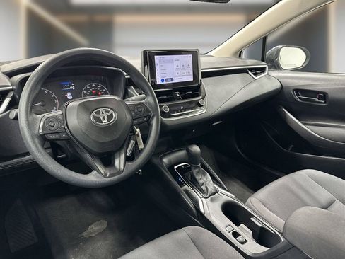 Used 2024 Toyota Corolla LE FWD image 11