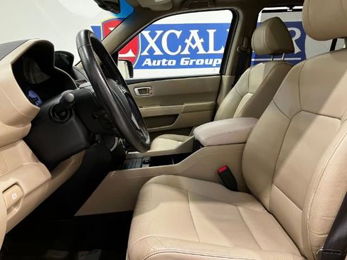 Used 2015 Honda Pilot Touring image 11