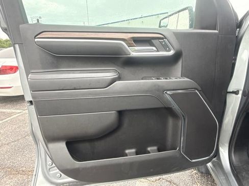 Used 2024 Chevrolet Silverado 1500 LT AWD/4WD image 13