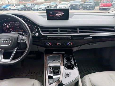 Used 2017 Audi Q7 3.0T Premium Plus w/ Premium Plus Package image 19