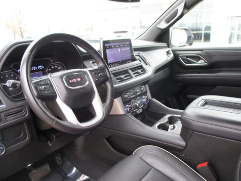 Used 2021 GMC Yukon SLT RWD image 14