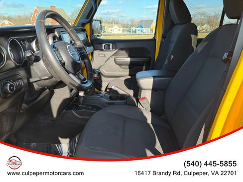 Used 2019 Jeep Wrangler Unlimited Sport image 7