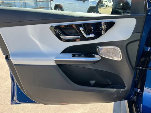 New 2026 Mercedes-Benz GLC 300 4MATIC image 14