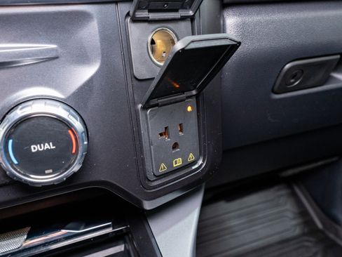 Used 2025 Ford F250 Lariat w/ Lariat Ultimate Package image 27