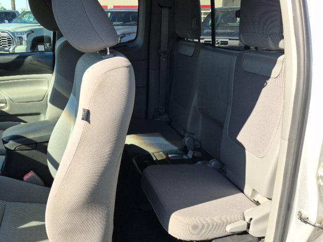 Used 2012 Toyota Tacoma PreRunner w/ SR5 Pkg RWD image 8
