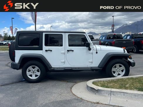 Used 2017 Jeep Wrangler Unlimited Sport w/ Quick Order Package 24S AWD/4WD image 9