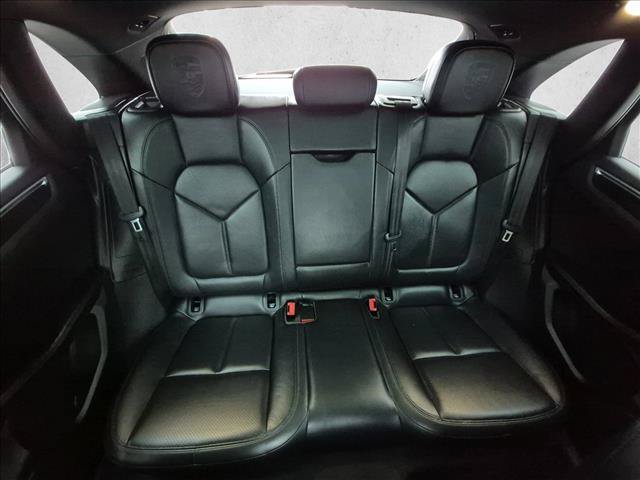 Used 2019 Porsche Macan S AWD/4WD image 23