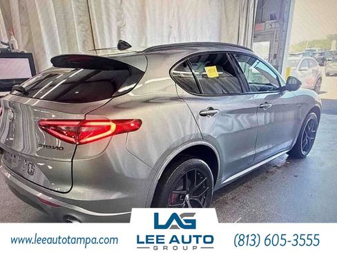 Used 2021 Alfa Romeo Stelvio Ti w/ Nero Edizione AWD/4WD image 4