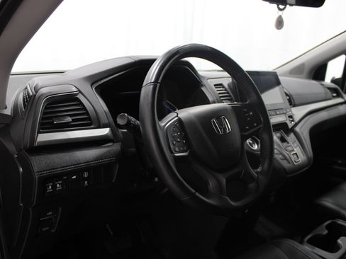 Used 2022 Honda Odyssey EX-L image 12