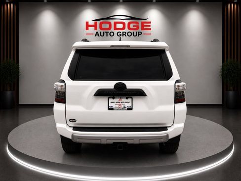 Used 2024 Toyota 4Runner TRD Off-Road Premium w/ Off Road Premium Plus Package AWD/4WD image 6