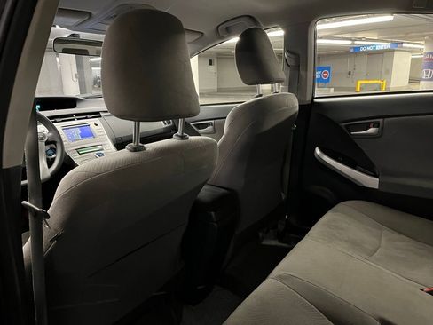 Used 2015 Toyota Prius Four image 20