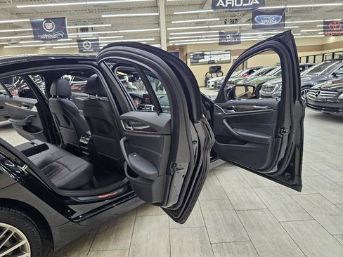 Used 2017 BMW 530i RWD image 14