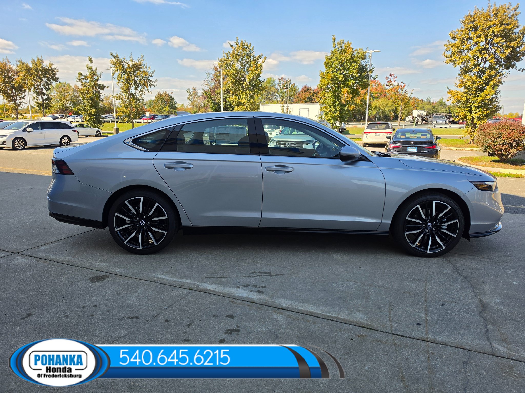 New 2026 Honda Accord Hybrid Touring image 7