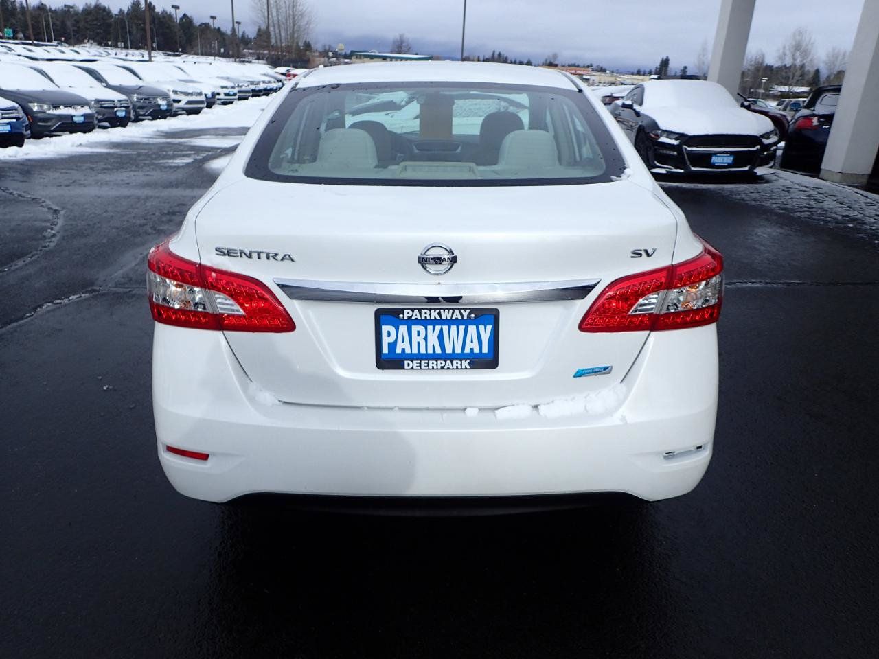 Used 2013 Nissan Sentra SV FWD image 4