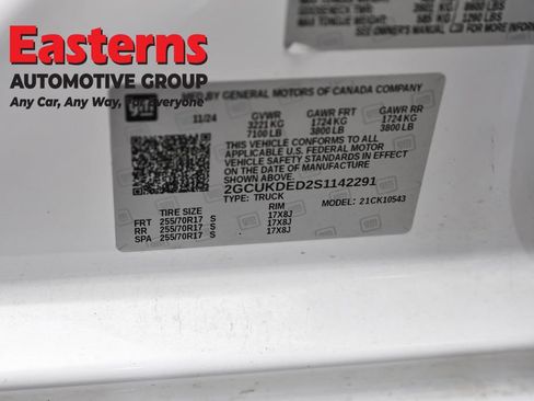Used 2025 Chevrolet Silverado 1500 LT AWD/4WD image 36