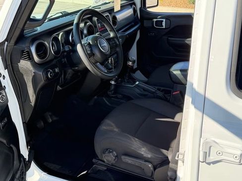 Used 2023 Jeep Wrangler Sport S image 11
