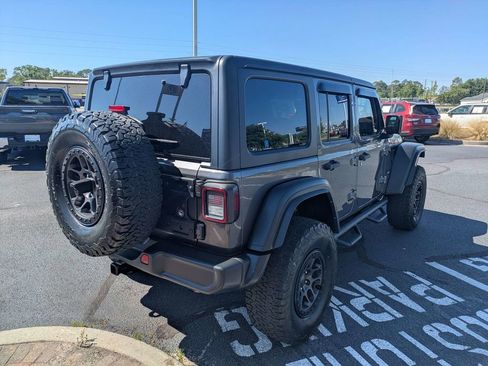Used 2022 Jeep Wrangler Unlimited Sport AWD/4WD image 5