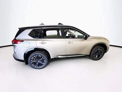 New 2026 Nissan Rogue Platinum w/ Platinum Premium Package image 4