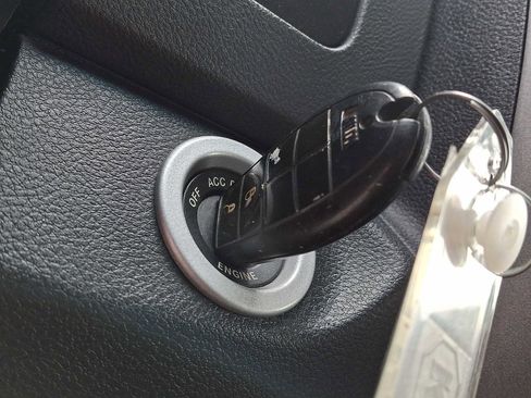Used 2018 RAM 1500 Express AWD/4WD image 24