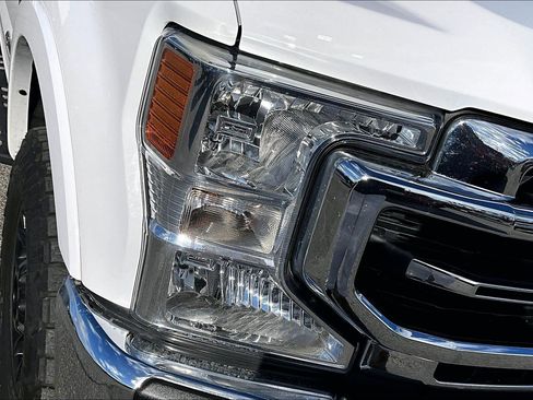 Used 2020 Ford F250 Lariat w/ Tremor Off-Road Package image 30