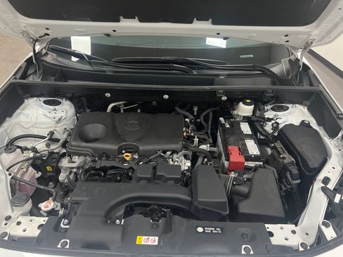 Used 2024 Toyota RAV4 XLE FWD image 24