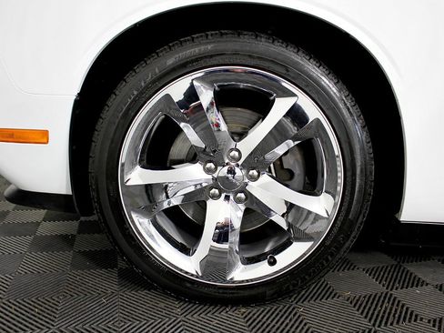 Used 2012 Dodge Challenger R/T image 44