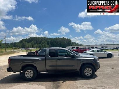 Used 2022 Nissan Frontier S w/ Technology Package